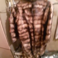 Продавам палто от естествена кожа - пор., снимка 3 - Палта, манта - 35687496