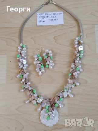 Ръчно изработена дамска огърлица и обеци бял/зелен седеф и перли, снимка 1
