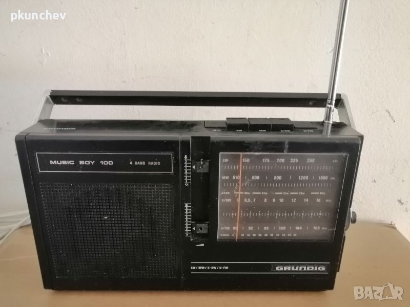 Радиоприемник GRUNDIG Music Boy 100, снимка 1