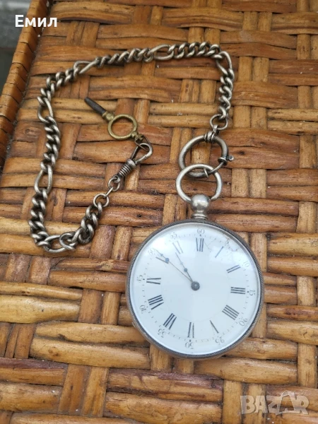 Сребърен джобен часовник със сребърен кюстек , снимка 1