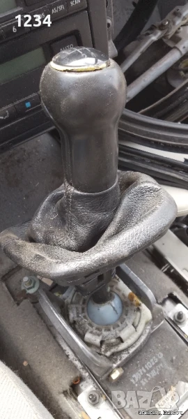 Скоростен лост с жилата за голф 4 бензин 1.6, снимка 1