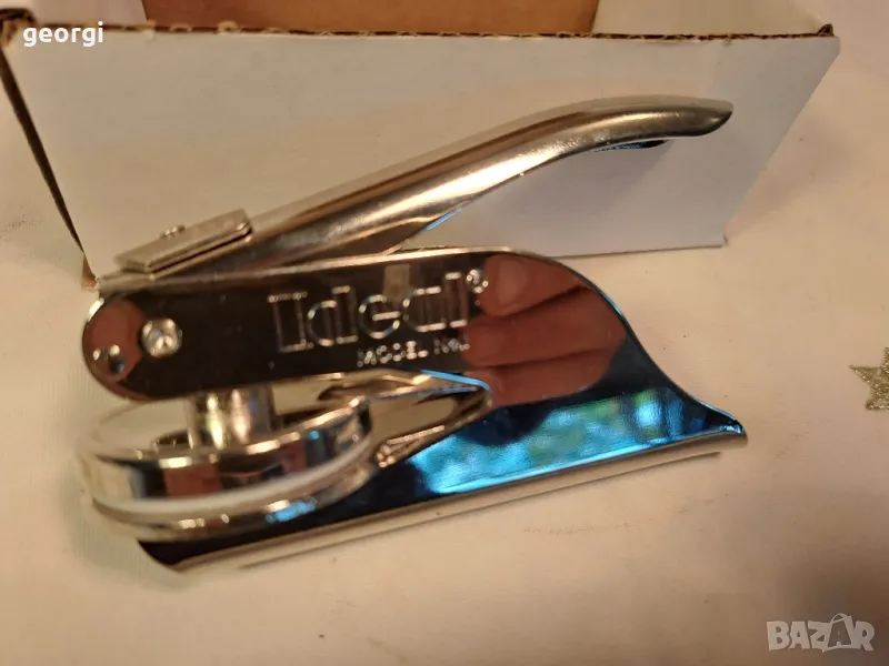 метален релефен сух печат 25/4, снимка 1