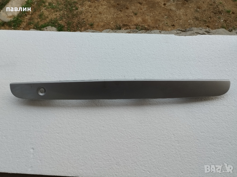 mazda premacy лайсна за задна врата , снимка 1