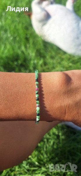 Гривна от естествени камъни, снимка 1