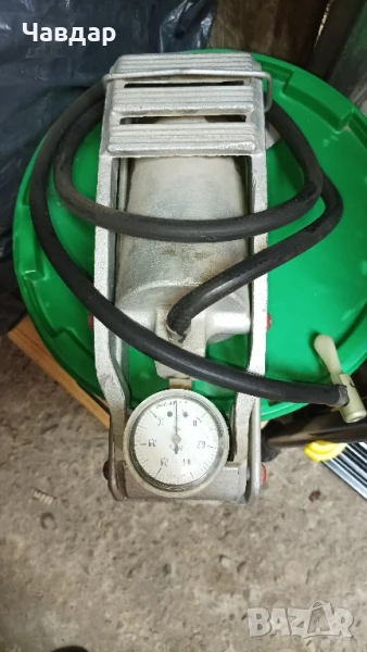 Ретро крачна помпа за гуми ми., снимка 1