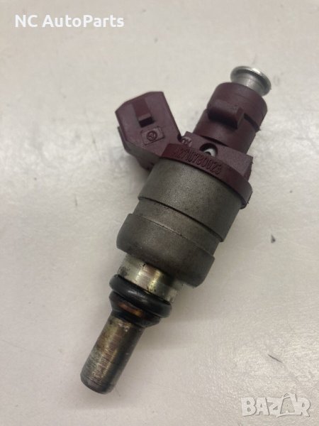 Горивен инжектор дюза за Mercedes Мерцедес С клас W204 1.8 компресор 156 коня A2710780023 2009, снимка 1