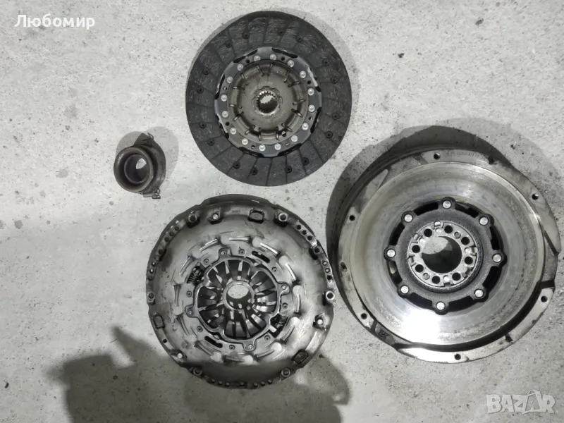 Демпферен маховик със съединител Toyota, снимка 1