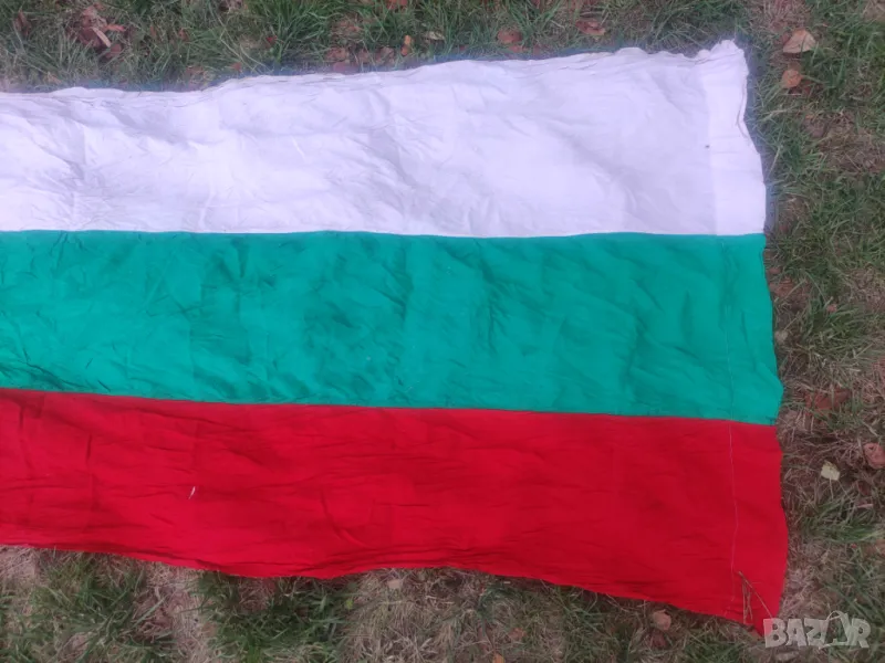 Продавам голям българско знам , снимка 1