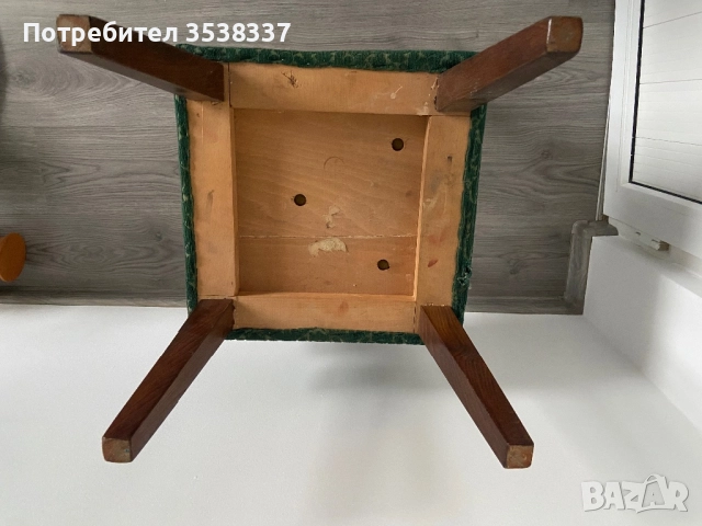 Комплект ретро соц зелени табуретки 2 броя , снимка 3 - Антикварни и старинни предмети - 52670357