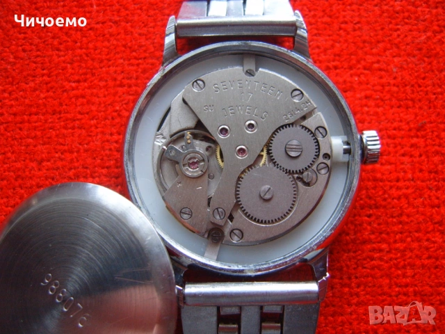 Poljot 17 jewels USSR black dial ! Мъжки ръчен часовник,като нов !, снимка 8 - Антикварни и старинни предмети - 53699990