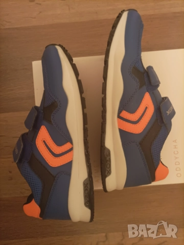 Детски сникърси Geox, снимка 5 - Детски маратонки - 51788114