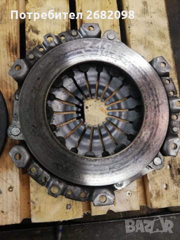 Съединител-феродов диск и претискател БМВ BMWE36 318is, снимка 4 - Части - 34228340