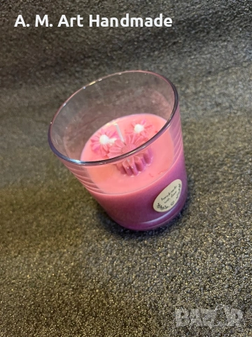 Свещ с аромат на Магнолия , снимка 4 - Декорация за дома - 53510228