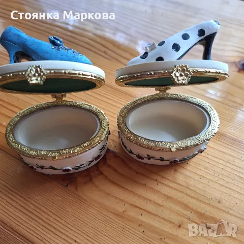 Две порцеланови кутийки за бижута-обувки, снимка 5 - Бижутерийни комплекти - 55935688