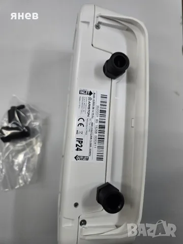 Проточен боилер Ariston AURES 12kW 400V, снимка 2 - Бойлери - 56361399