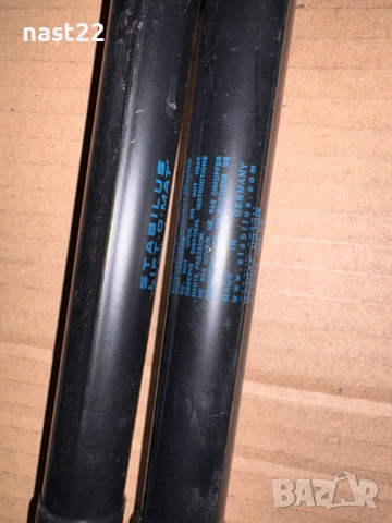 Амортисьори заден капак Фолксваген Голф 5/VW GOLF 5, снимка 2 - Части - 53526271