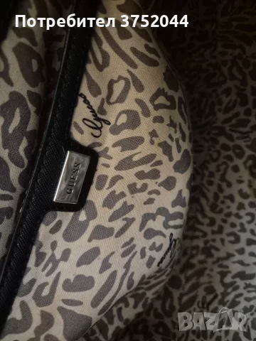 Guess оригинална голяма чанта, снимка 9 - Чанти - 56334930