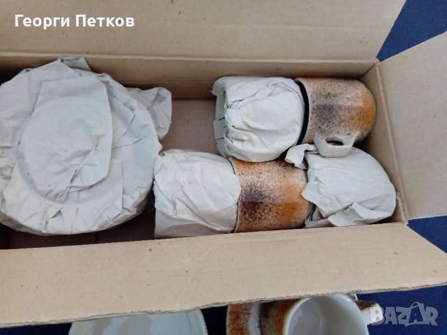 Сервиз за кафе, снимка 3 - Сервизи - 53796525