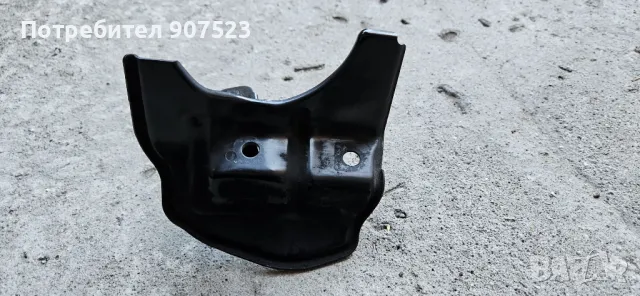 Стойка/планка над алтернатор/генератора на Хонда Сивик 8, снимка 2 - Части - 48236690