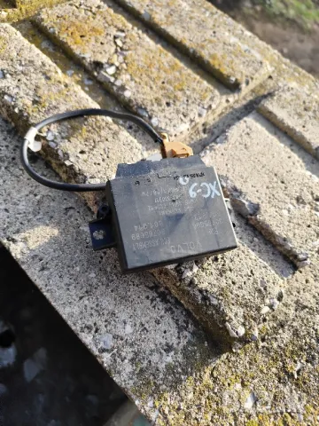 Volvo xc90 -Модул Парктроник , снимка 2 - Части - 49126882