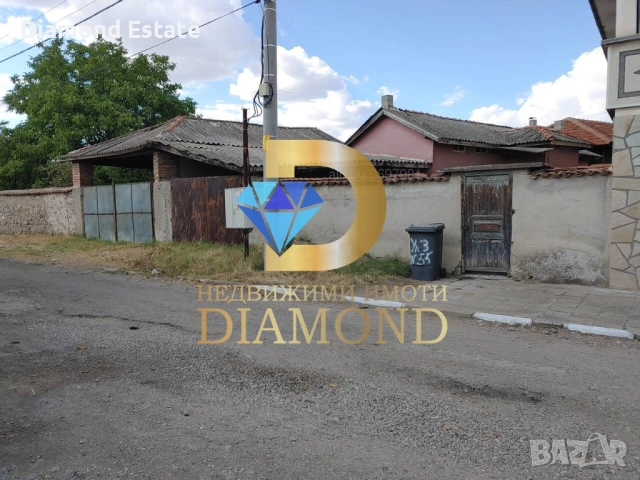 Двуетажна къща в село Дълбок извор, общ. Първомай, снимка 4 - Къщи - 47713160