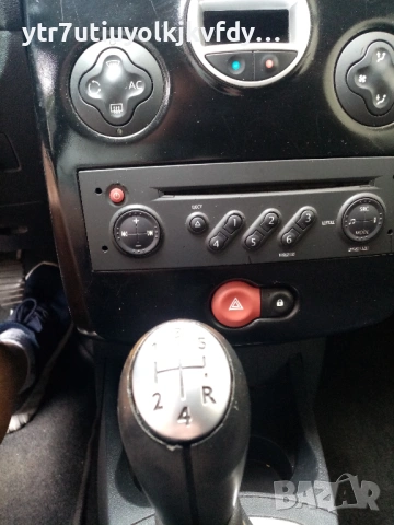 Рено Клио 3 GrandTour 1,5DCI-86 к.с-2400 Евро, снимка 10 - Автомобили и джипове - 53168344