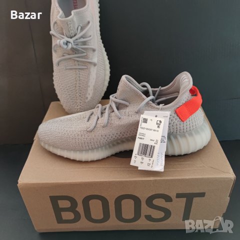Нови Оригинални Обувки Adidas Yeezy Boost Размер 44 2/3 изключително удобни маратонки , снимка 6 - Спортни обувки - 40430235