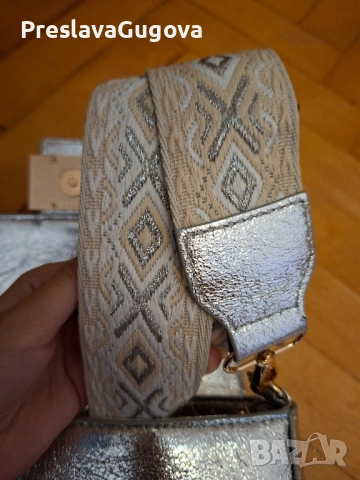 Уникална сребърна спортно-елегантна чанта с текстилна дръжка, снимка 3 - Чанти - 51627108