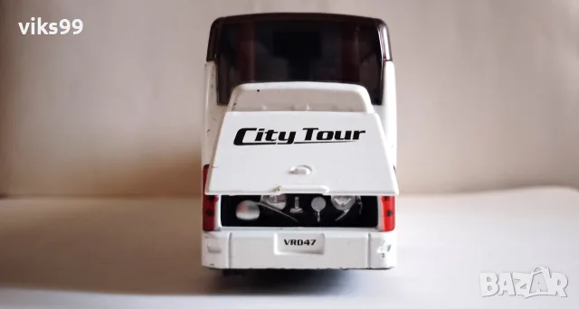 City Tour Bus Pull Back - Мащаб 1:32, снимка 3 - Колекции - 56019497