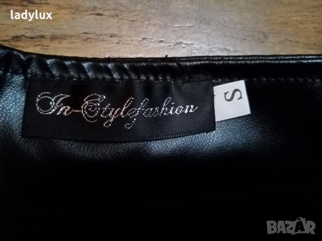 In-Stylefashion, Кожена Пола с ципове и пайети, Размер S. Код 1615, снимка 5 - Поли - 36051443