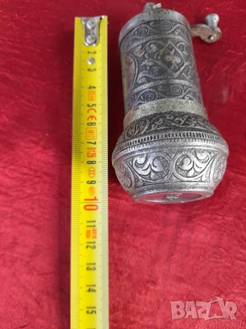 Стара мелничка , снимка 8 - Антикварни и старинни предмети - 40672888