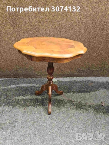 Помощна масичка с интарзия