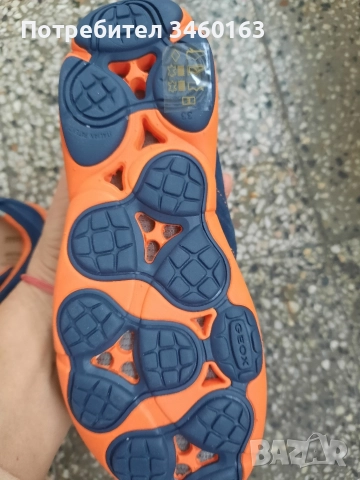 Детски спортни обувки Geox, снимка 4 - Детски обувки - 52897537