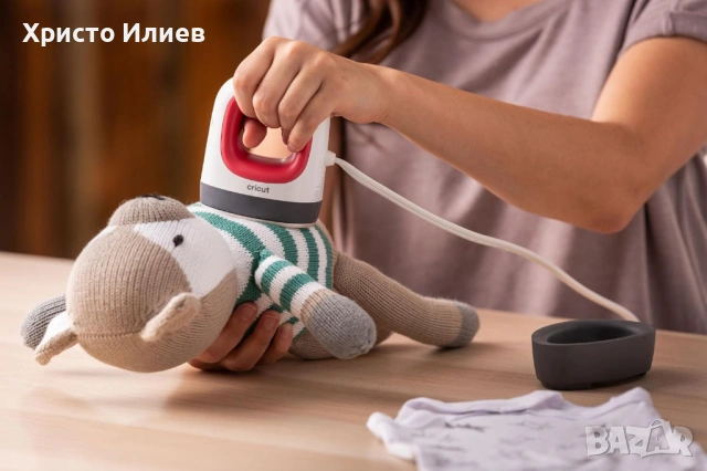 Режещ плотер Cricut Joy с Cricut EasyPress Mini и аксесоари НОВА, снимка 15 - Принтери, копири, скенери - 53616141