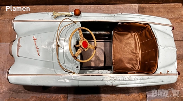 АВТЕНТИЧЕН УНИКАТ МОСКВИЧ С ПЕДАЛИ ПЪРВА СЕРИЯ, снимка 2 - Антикварни и старинни предмети - 52655812