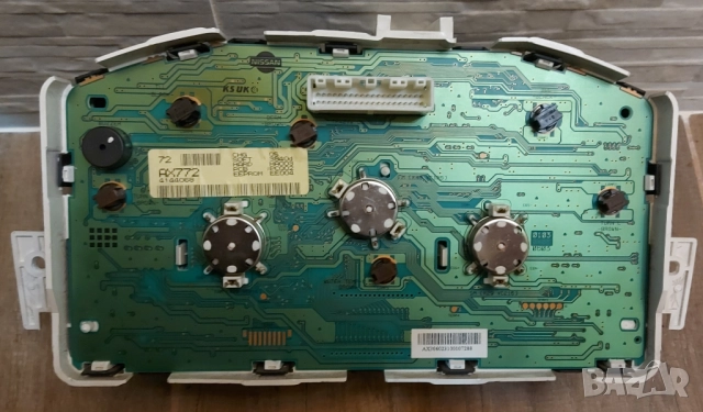 Километраж и оборотомер за Nissan Micra III K12, снимка 2 - Части - 52641873