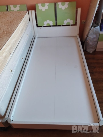 Единично легло 