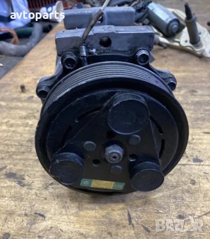 Renault laguna 1998година 1.8i компресор климатик, снимка 4 - Части - 40599897