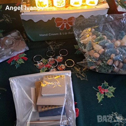подаръчни коледни комплекти, снимка 2 - Коледни подаръци - 52688007