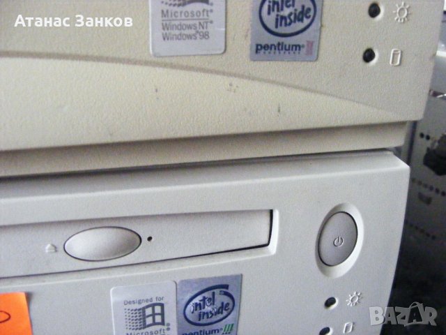 Ретро компютри Compaq Deskpro Slot 1 , снимка 3 - Работни компютри - 42523848