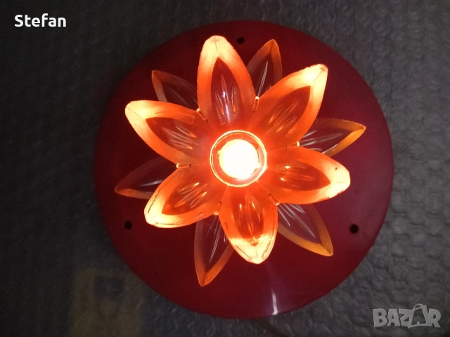 Стара руска стенна лампа