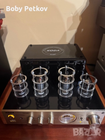 Лампов усилвател КОDA TA10BT, снимка 2 - Аудиосистеми - 52376859