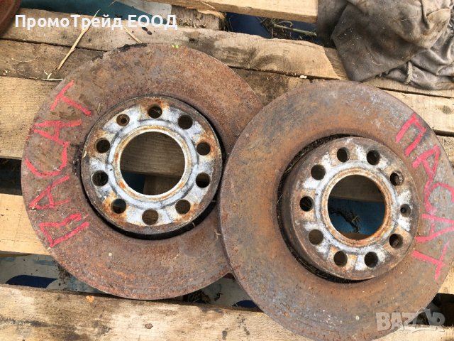 Предни спирачни дискове (преден спирачен диск Фолксваген Пасат 288мм.)VW Passat 4 B5.5