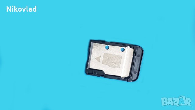 SD държач за Sony Xperia XA2