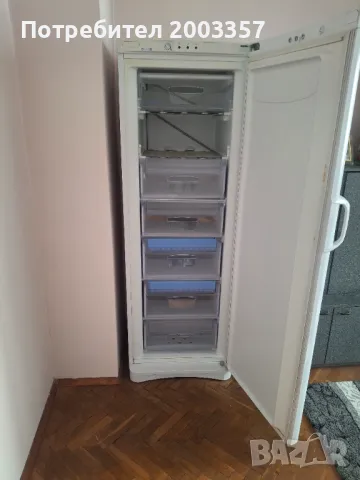 Фризер Indesit , снимка 4 - Фризери - 48567884