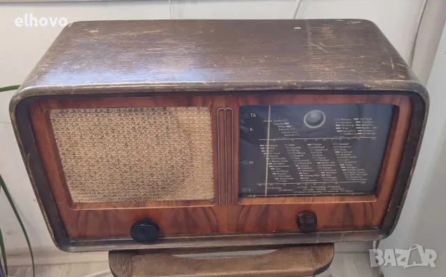Старо лампово радио Mende Typ 258 W, снимка 2 - Антикварни и старинни предмети - 48893383