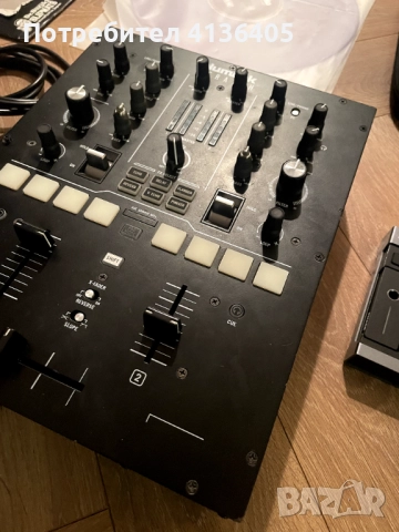 Serato сет - Numark Scratch + MWM Phase  + Екстри, снимка 4 - Ресийвъри, усилватели, смесителни пултове - 52546133
