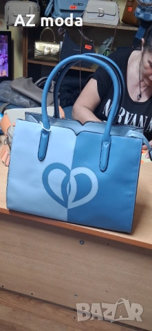 Нова дамска чанта, снимка 2 - Чанти - 53853217