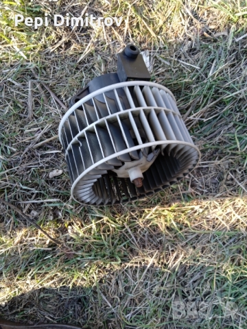 Продавам моторче парно Мерцедес а класа 