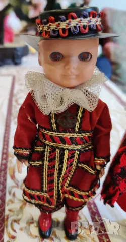 Кукли в национална носия , снимка 7 - Декорация за дома - 47815920